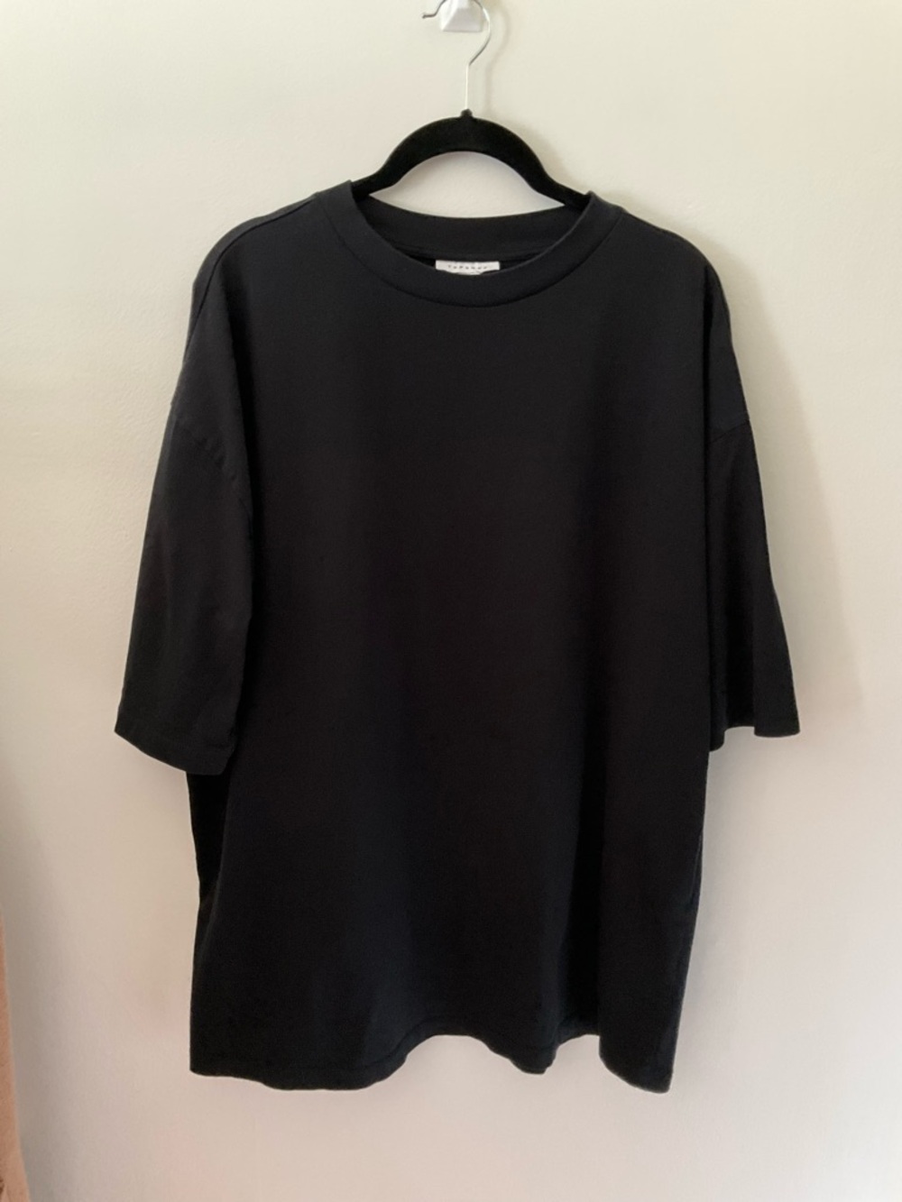Topshop Women’s Oversized Black Short Sleeve Crewneck Tee, Size 8-10